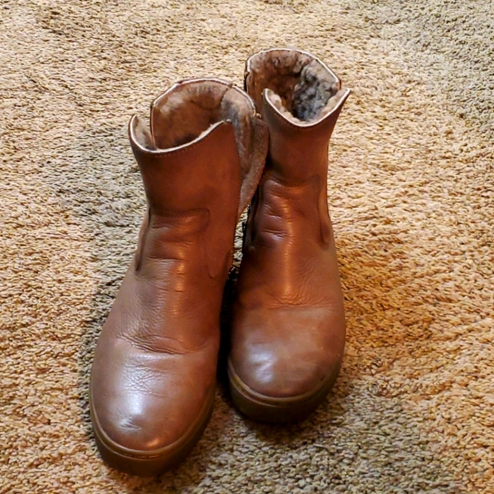 Winter boots